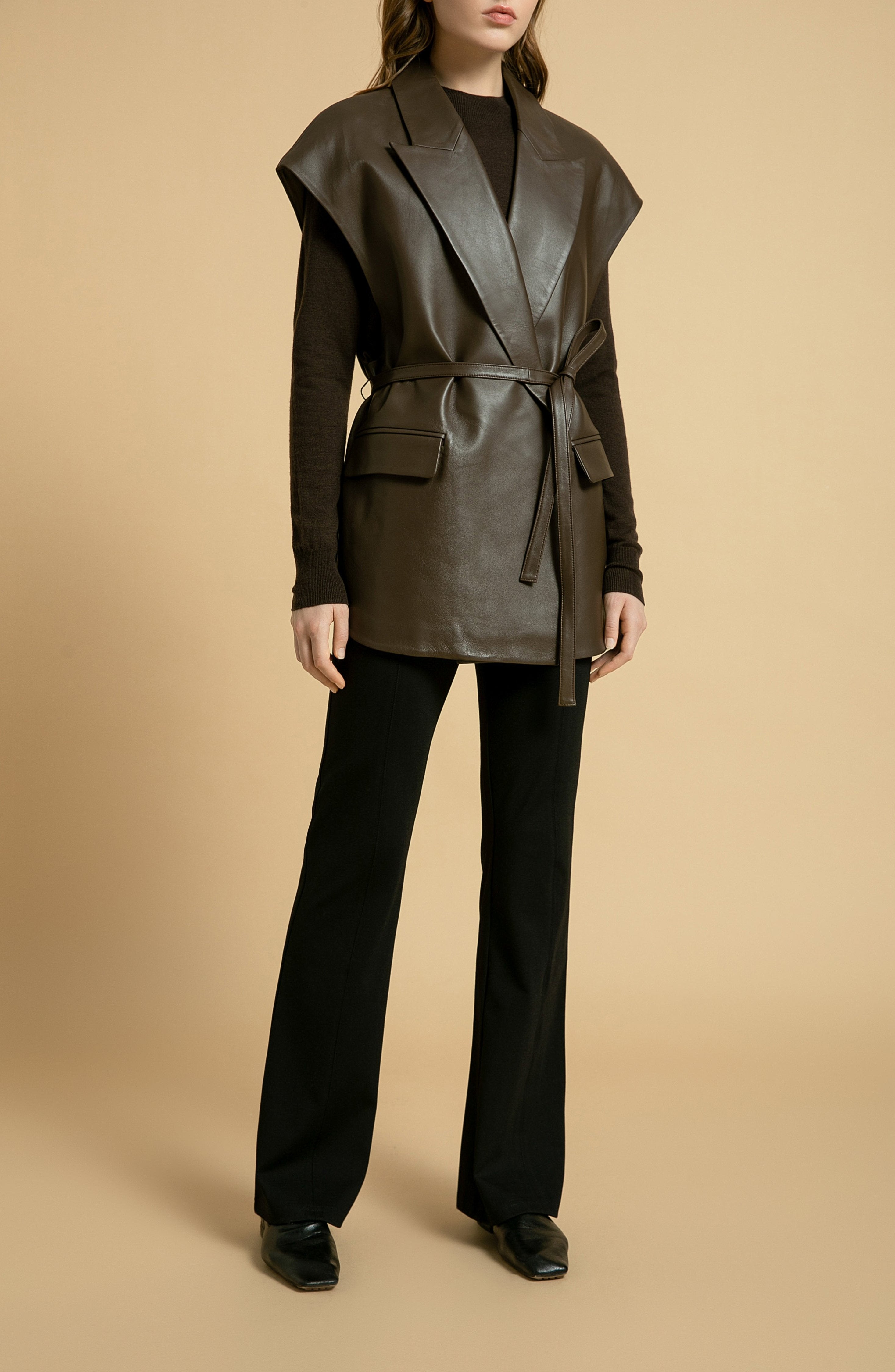 Lonoco | Rene Sleeveless Leather Blazer in Brown